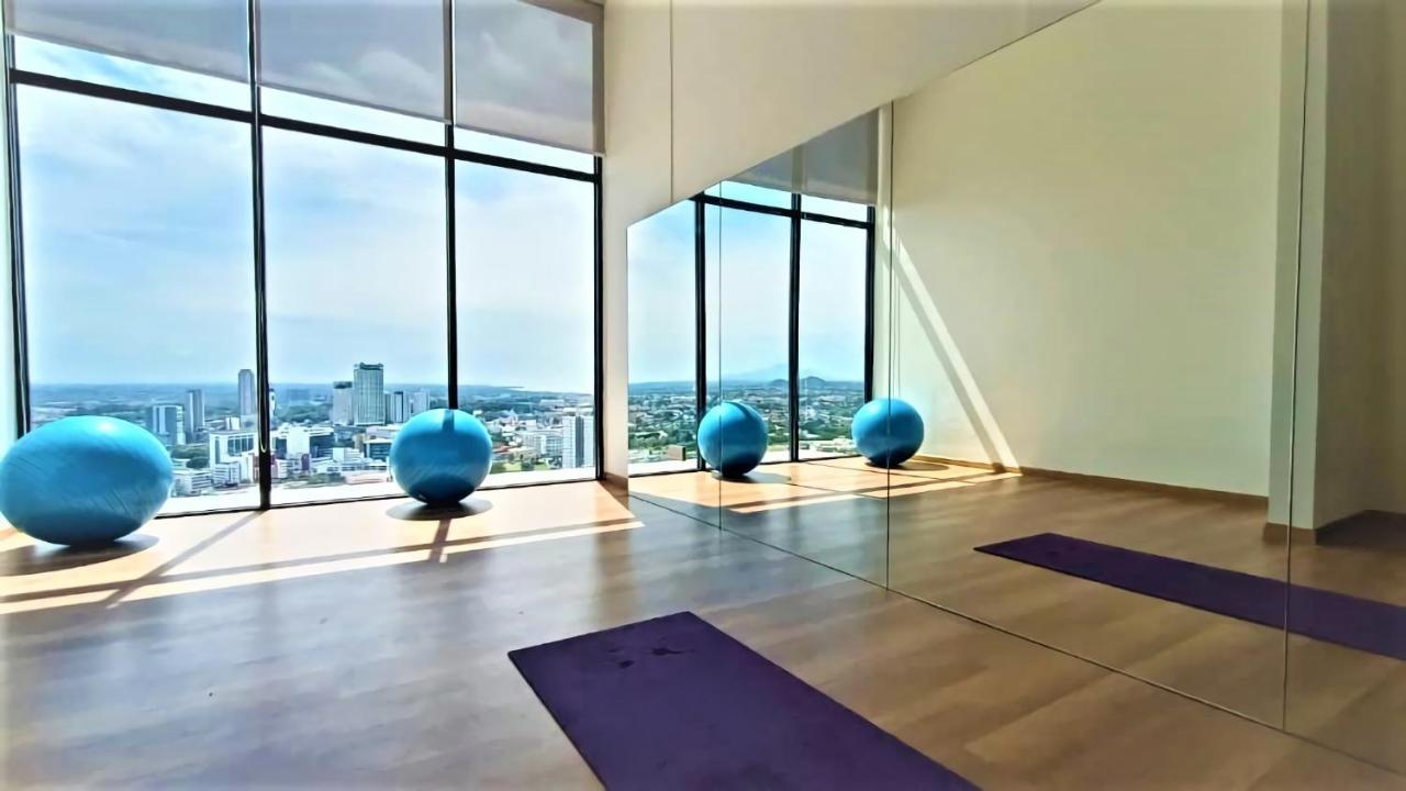 Quartz Paragon Suites Melaka By Ggm Εξωτερικό φωτογραφία