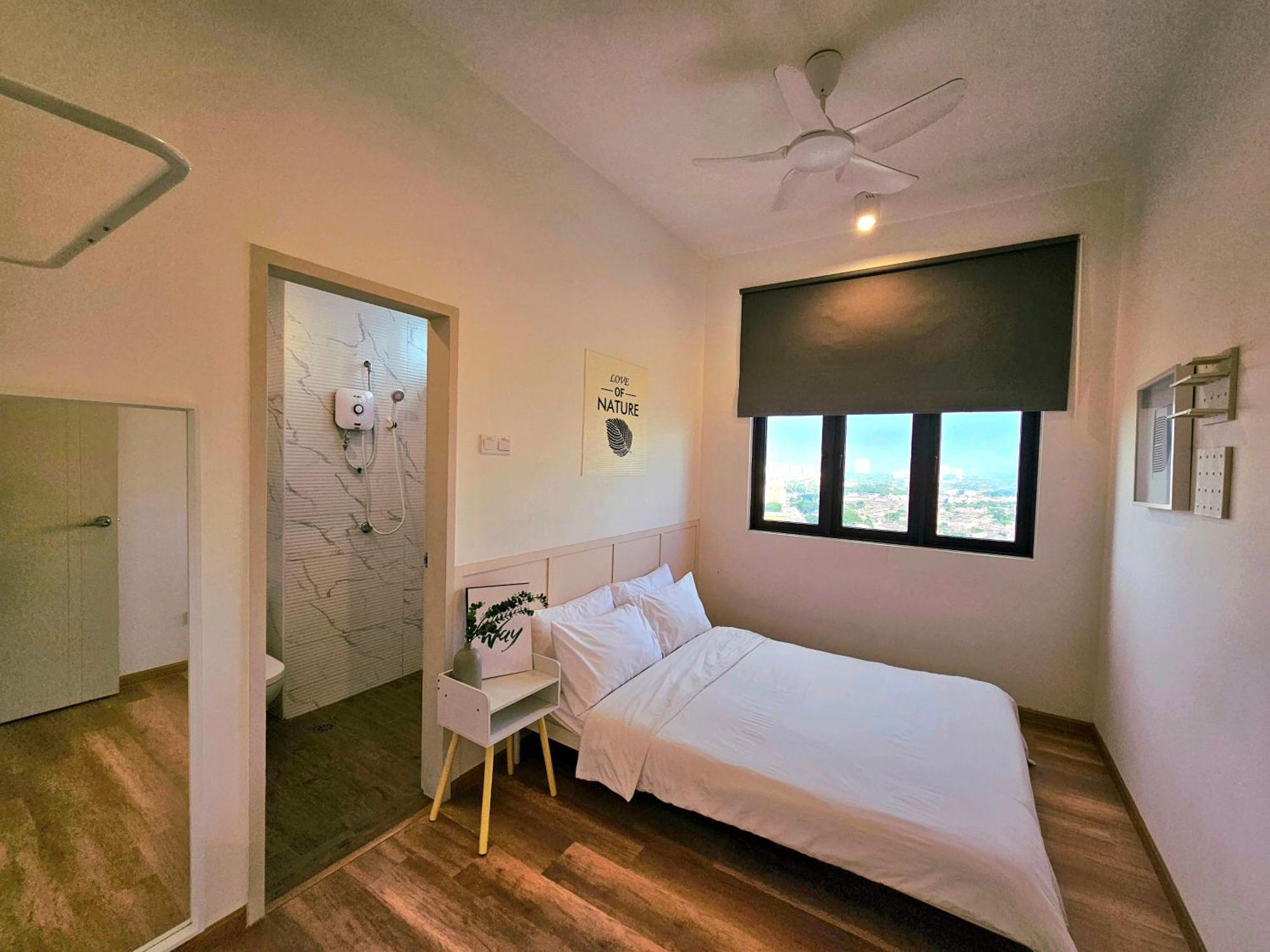 Quartz Paragon Suites Melaka By Ggm Εξωτερικό φωτογραφία