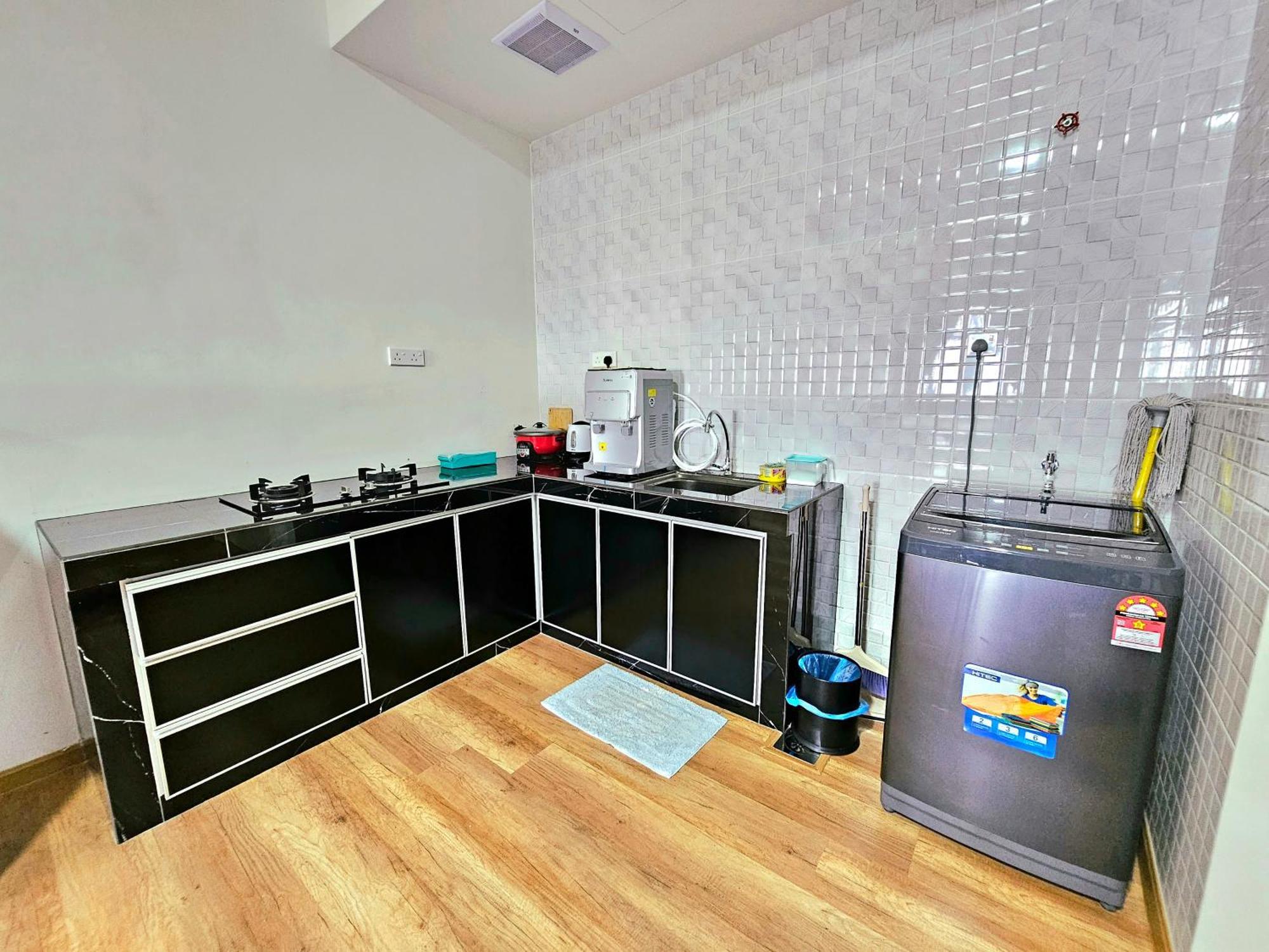 Quartz Paragon Suites Melaka By Ggm Δωμάτιο φωτογραφία
