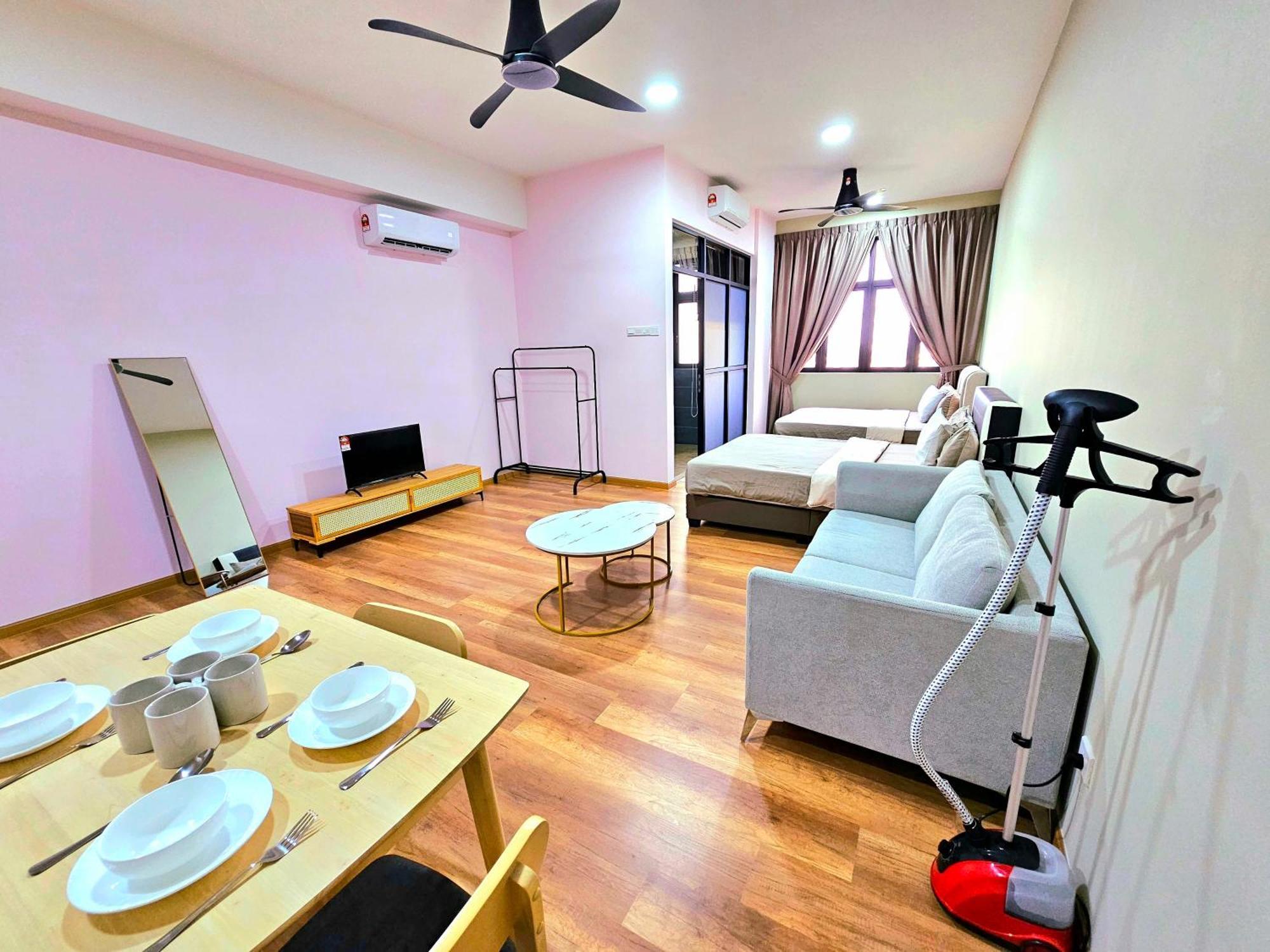 Quartz Paragon Suites Melaka By Ggm Δωμάτιο φωτογραφία